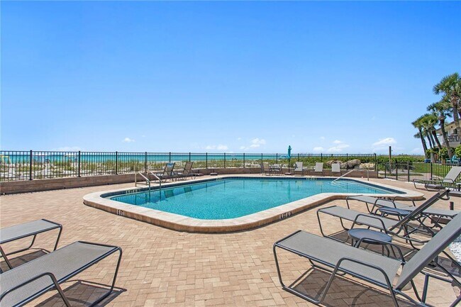 Building Photo - 6700 Gulf of Mexico Dr