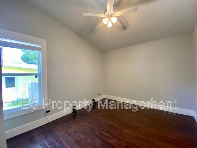 Building Photo - 1440 Lexington Ave