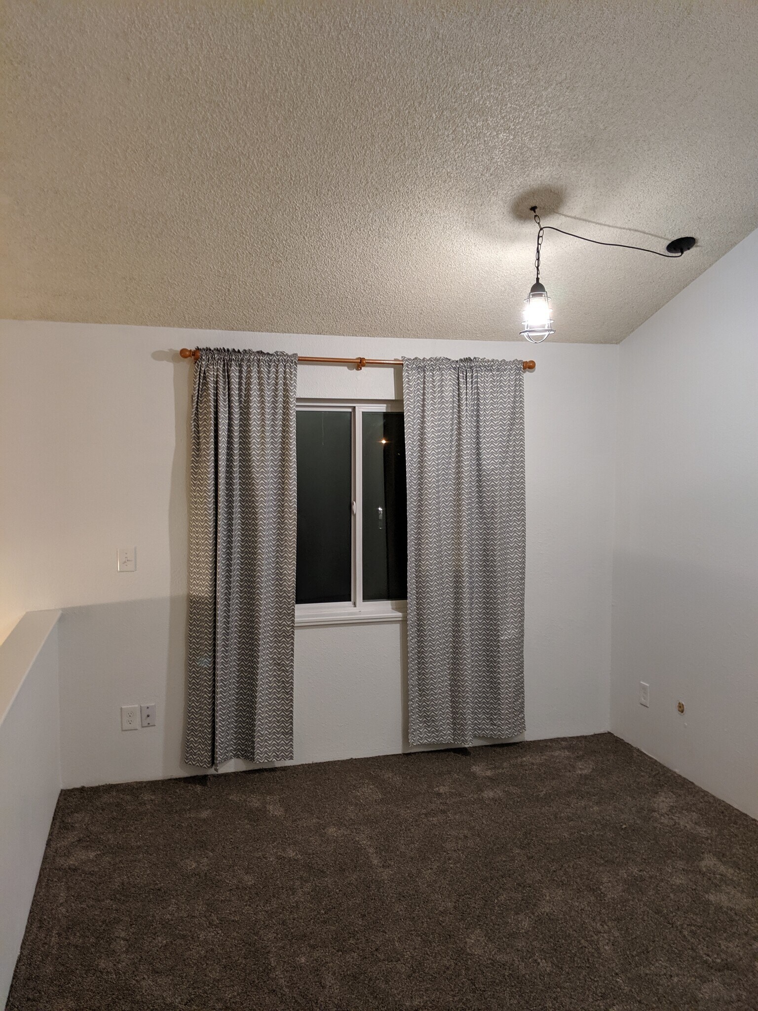 Bedroom 1 looking north to the window. - 2115 Pleasanton St