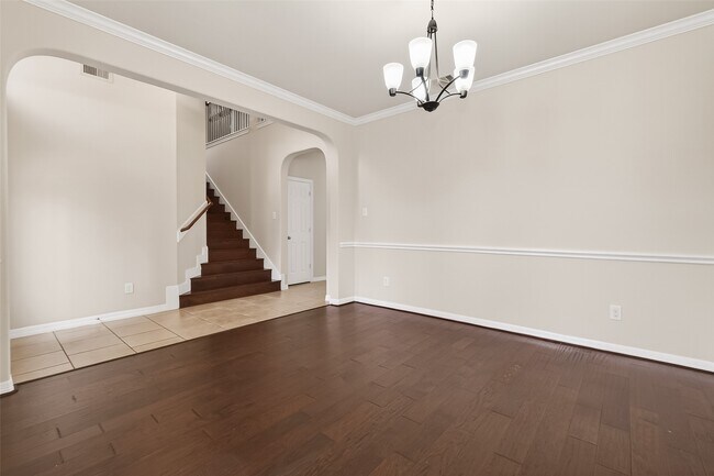 Building Photo - 24526 Avellino Ct