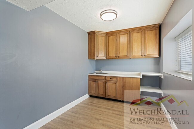 Building Photo - Beautiful Single-Family Home in Ogden