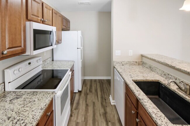 Building Photo - 48 Stonewall Creek Ct