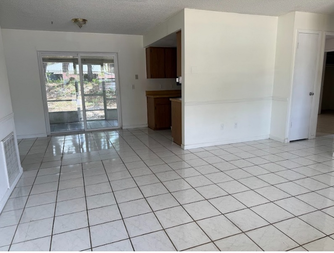 Building Photo - 10346 Arbor Ridge Trail