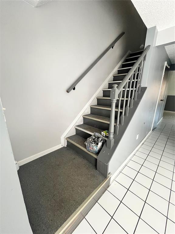 Building Photo - 4918 Silver Oaks Village