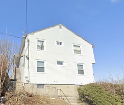 Building Photo - 98 Moreland St