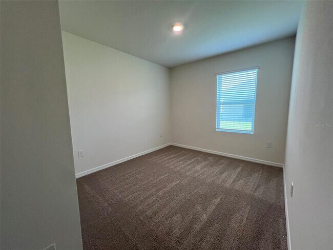 Building Photo - 1508 Ellesmere Ave