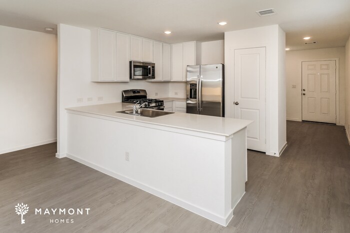 Building Photo - 606 Layne Overlook