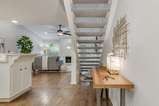 Building Photo - 3601 Lawton Ave