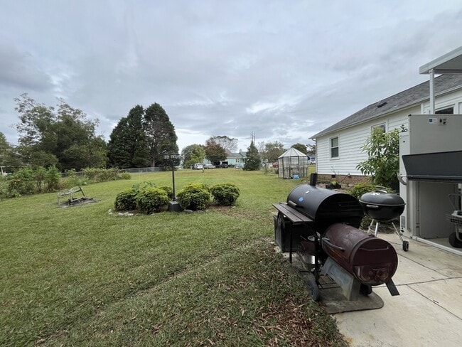 Building Photo - 49 Baysprings Court - 3