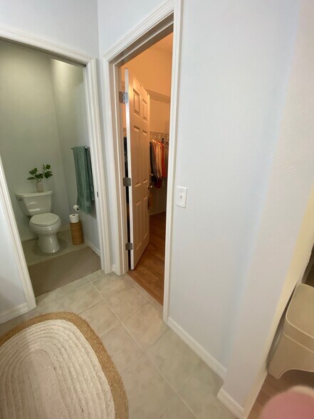 Building Photo - 1708 Abasco Ct