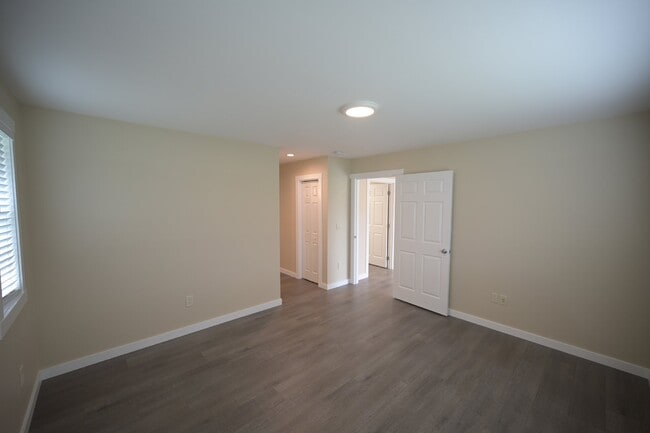 Building Photo - New 3 bed 2 bath home in Carlsborg
