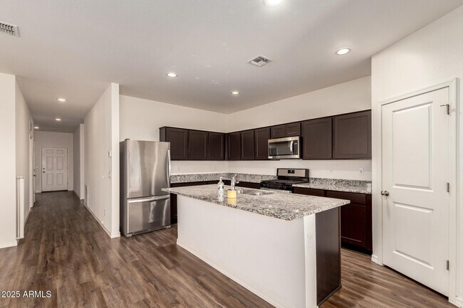Building Photo - 5875 N 195th Dr