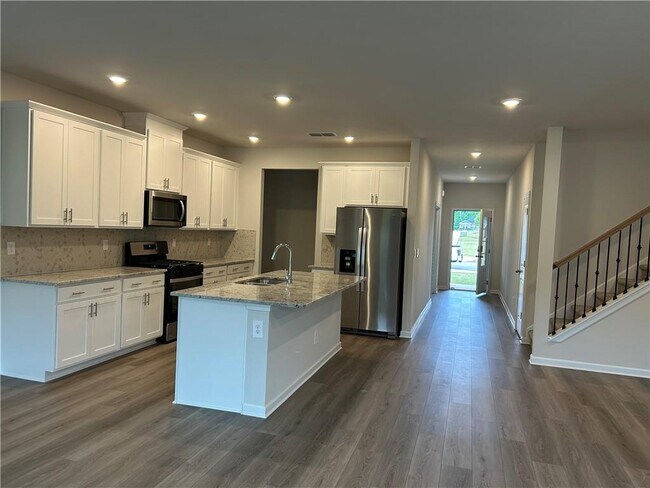 Building Photo - 6907 Winchester Pl