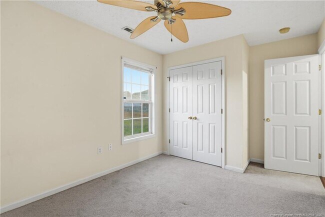 Building Photo - 419 Northwoods Dr