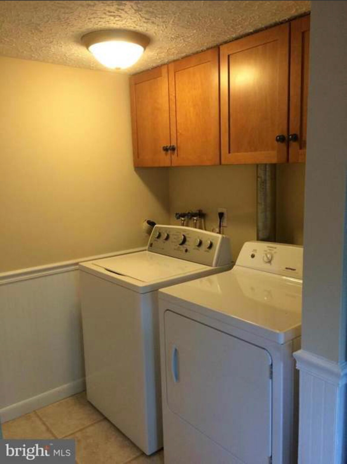 Building Photo - 6819 Yellow Sheave Ct