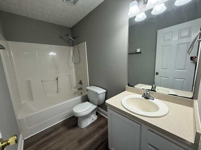 Building Photo - 209 Westchester Cir