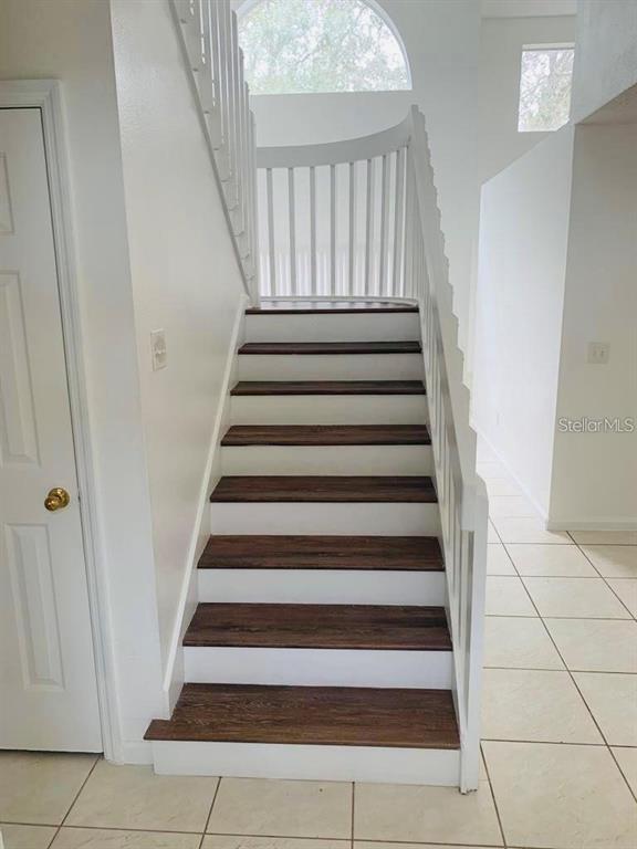 Building Photo - 594 Oak Branch Cir