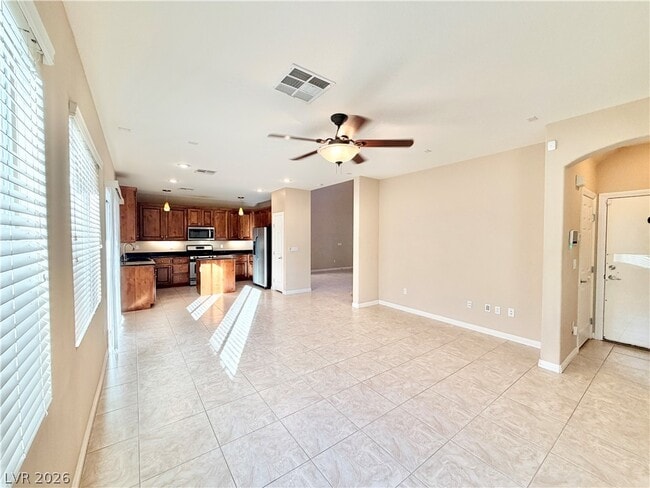 Building Photo - 10360 Blue Ginger Dr