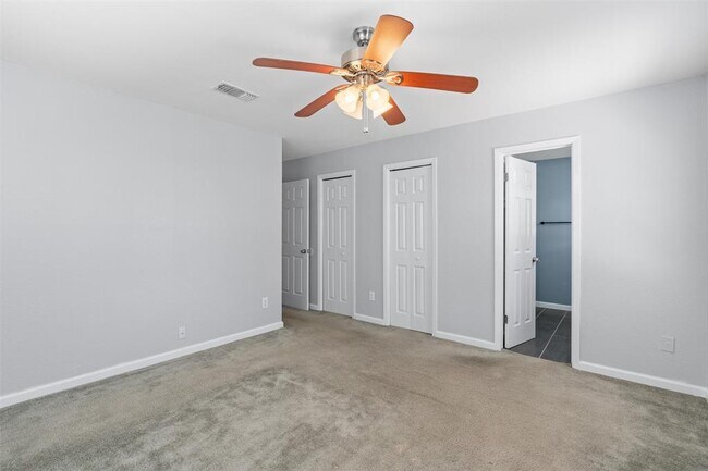 Building Photo - 13205 Bourbon St