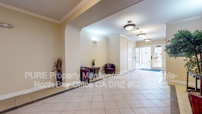 Building Photo - 110 5th St