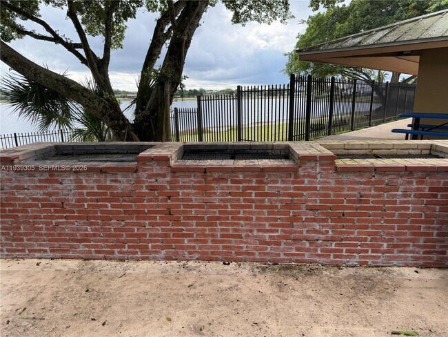 Building Photo - 8111 SW 129th Ave