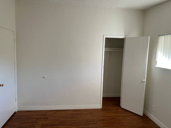 Building Photo - 5154 Santa Ana St