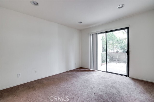 Building Photo - 4444 Spencer St