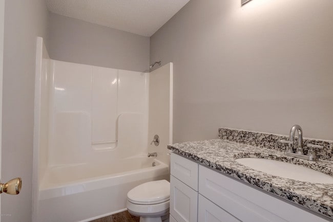 Building Photo - 1003 Windgate Dr