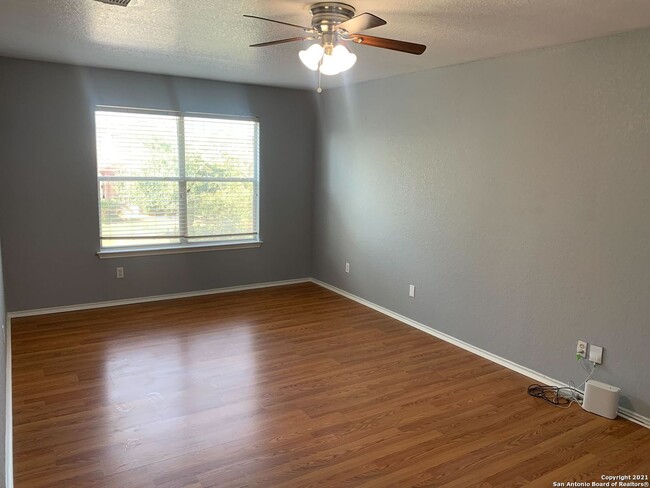 Building Photo - 3842 Candleglenn-