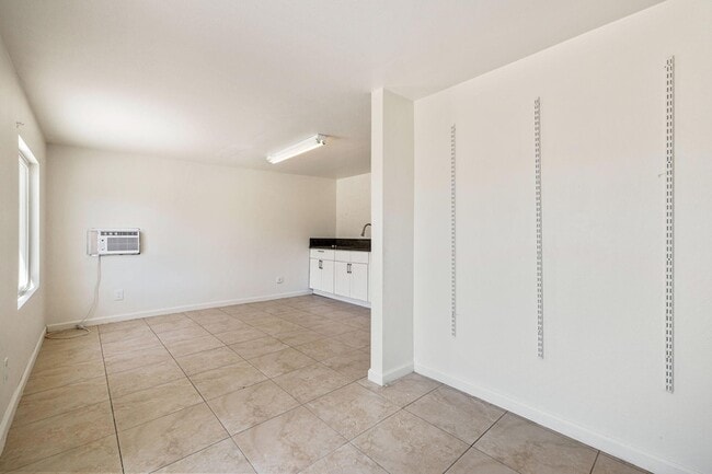 Building Photo - 33515 Wishing Well Trail