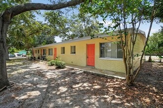 Building Photo - 5991 Fairfield Ave S