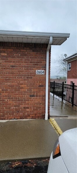 Building Photo - 2604 Brodhead Rd
