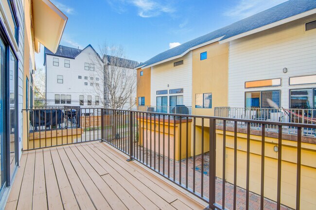 Spacious deck connected to main floor. - 4202 Spencer St