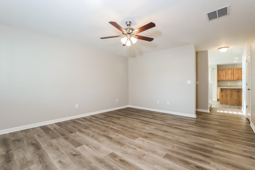 Building Photo - 3762 Teal Run Wy