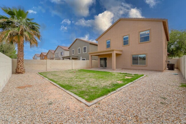Building Photo - 734 W Fruit Tree Ln