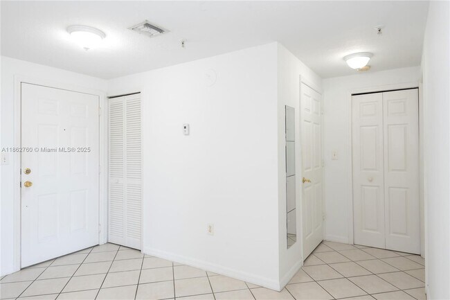 Building Photo - 3500 Coral Wy