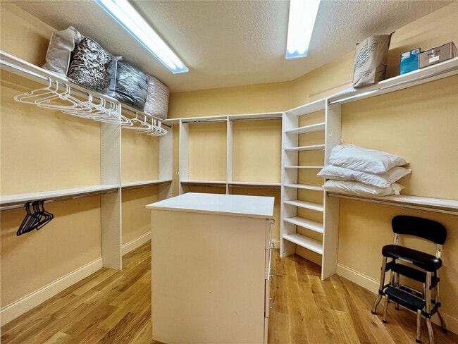 Building Photo - 6001 N Ocean Dr