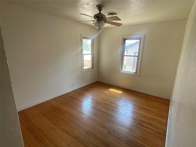 Building Photo - 800 N Caddo St