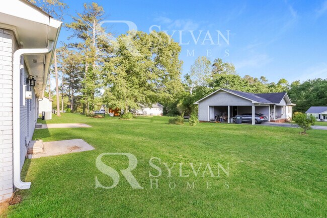 Building Photo - Life Just Got Better!