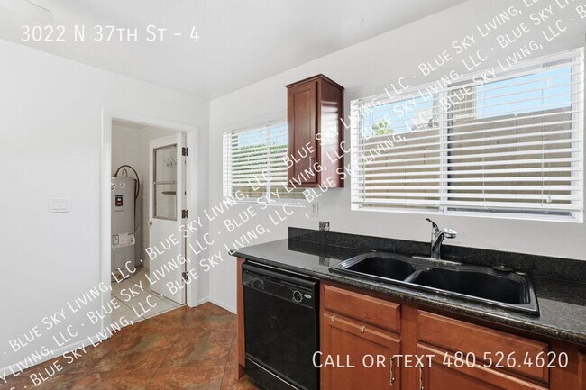 Building Photo - 3022 N 37th St