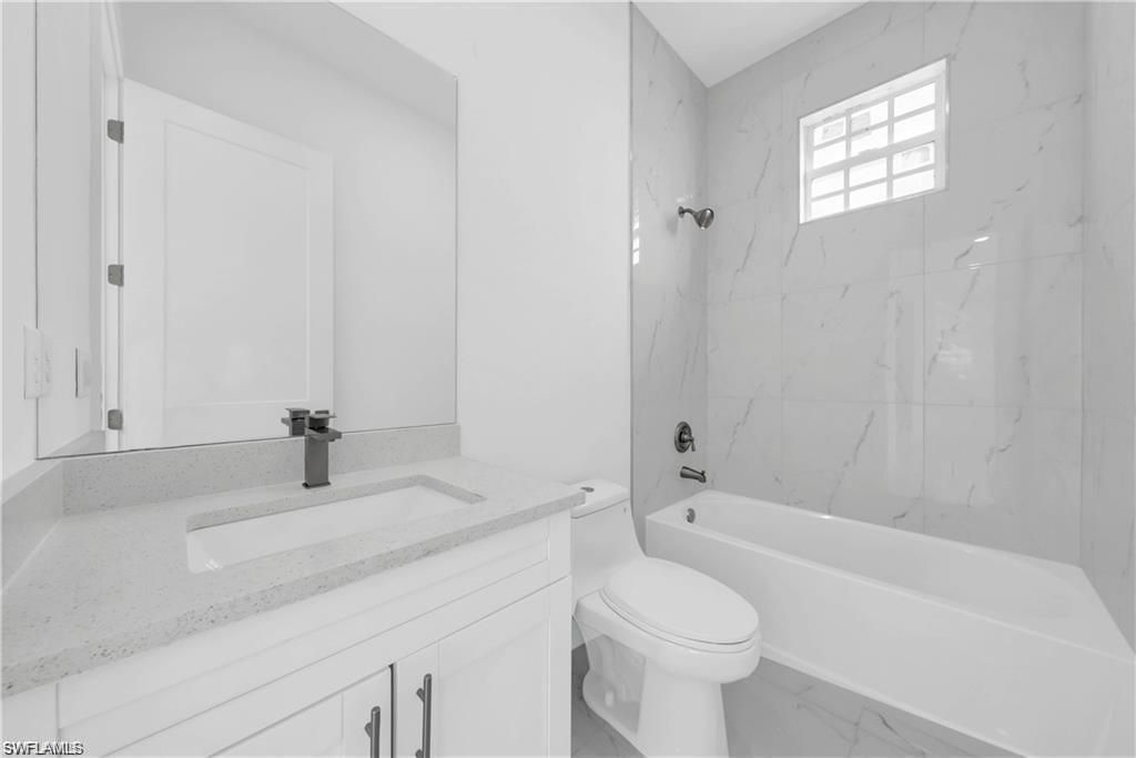 Building Photo - 3312 11th St W