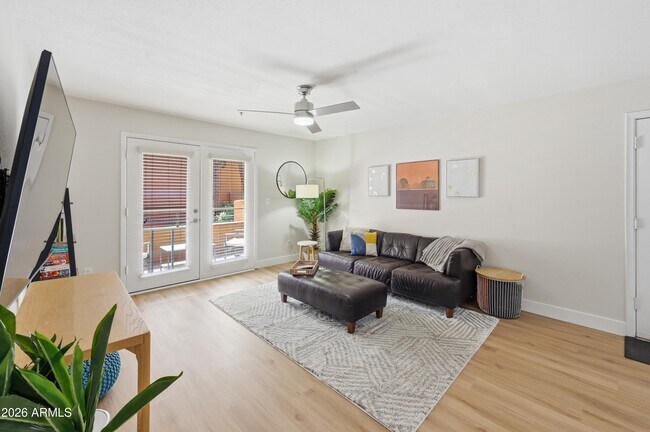 Building Photo - 4704 E Paradise Village Pkwy N