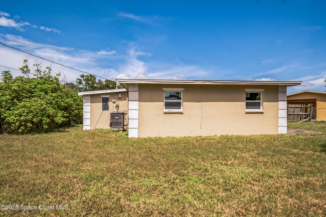 Building Photo - 3312 Plummer Cir