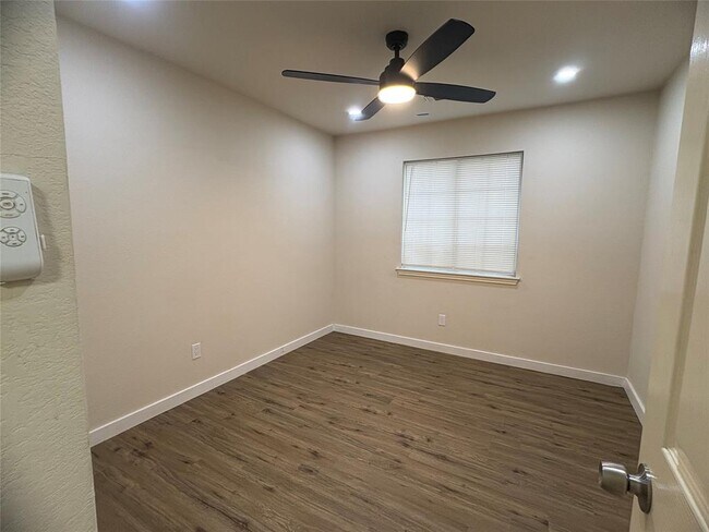 Building Photo - 12905 Withers Way