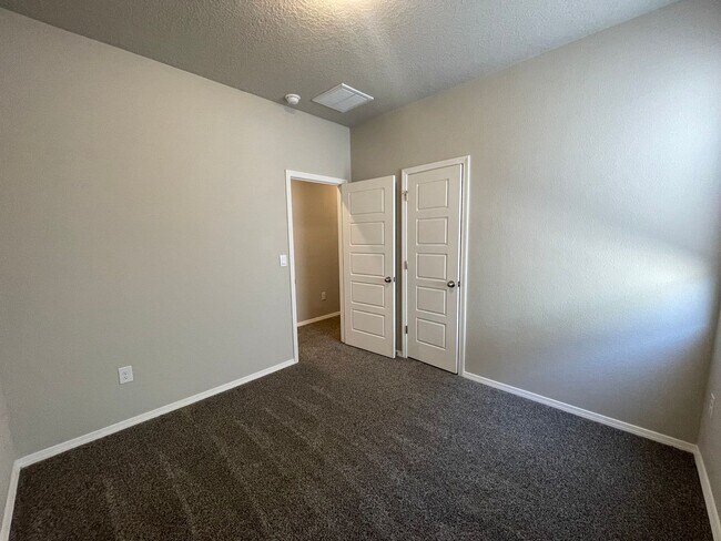 Building Photo - Mountain Hawk Estates