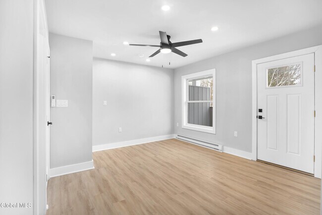 Building Photo - 103 E High St