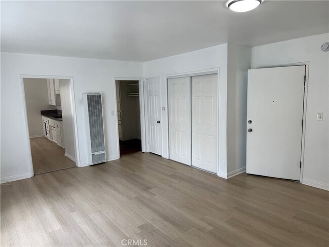 Building Photo - 749 S Berendo St