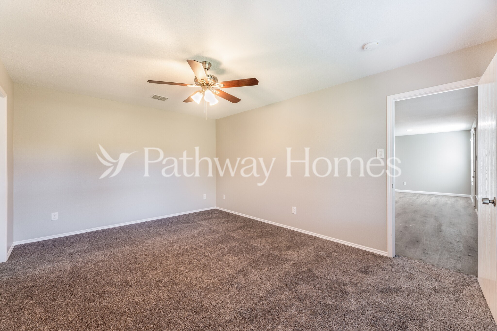 Building Photo - 1679 Chesterwood Dr