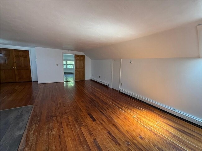 Building Photo - 60 Farewell St