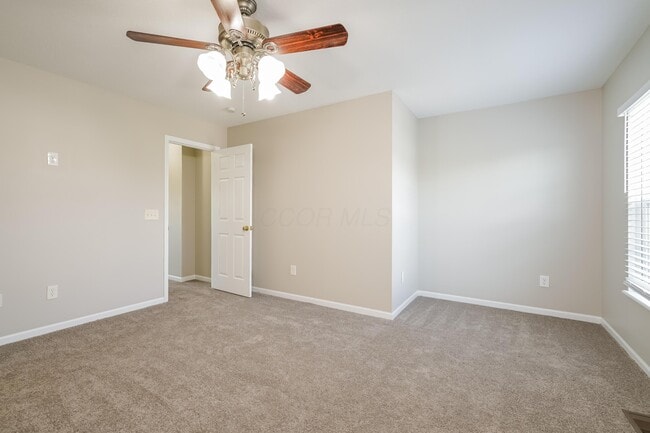 Building Photo - 165 Butternut Pass